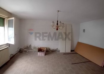 Stanza vuota - Casa semi indipendente Riva del Po - foto 5