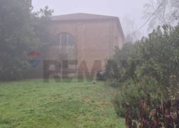 Giardino - Villa Via Santa Margherita
 
22, Ferrara - foto 5