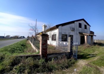 Casa all\'aperto - Casa semi indipendente Strada provinciale Luigia
2/B, Lagosanto - foto 28