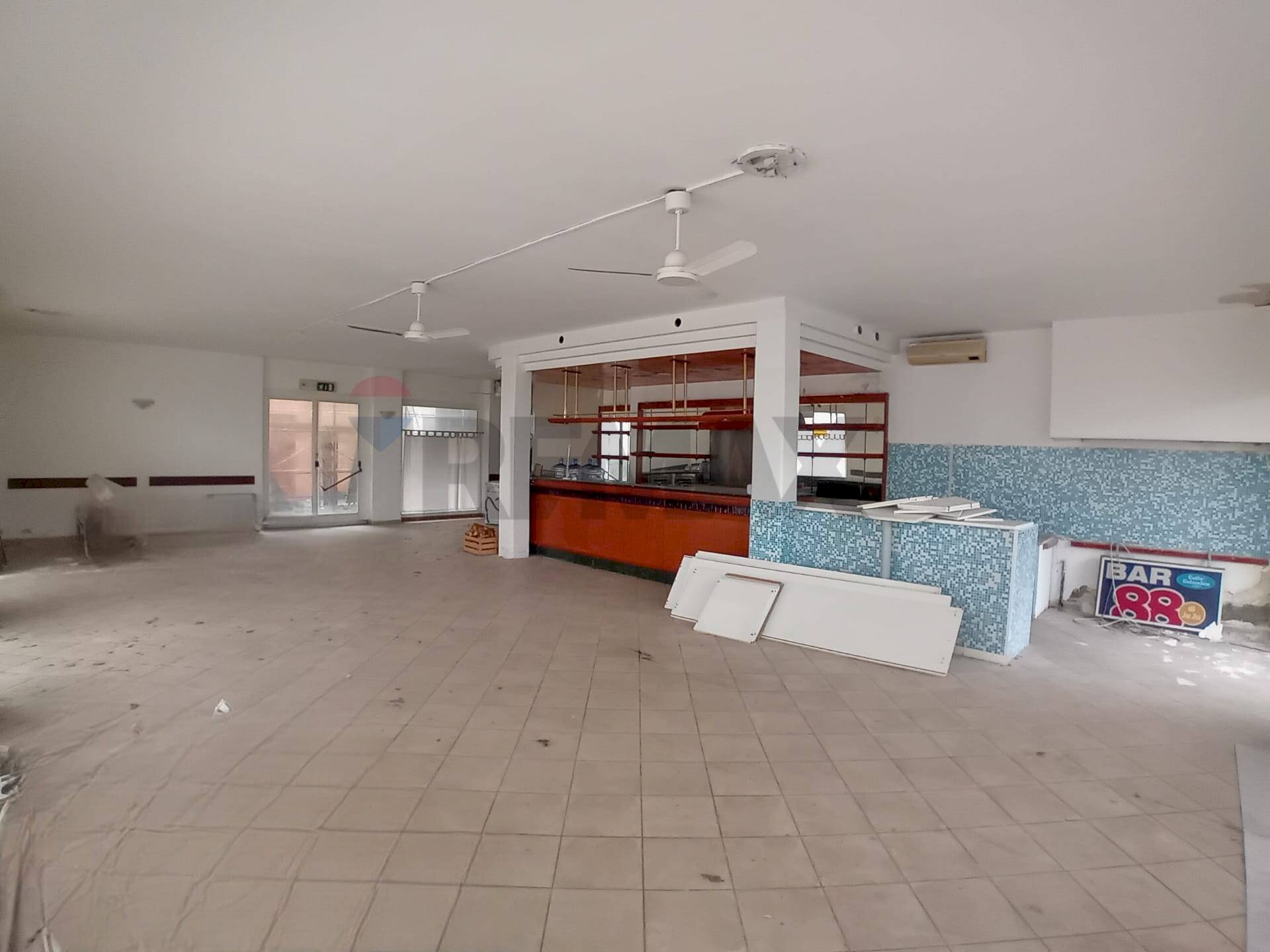 Cucina - Bar Tavola Calda - Fredda Via Leonardo
 
84, Ravenna - foto 1