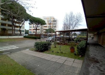 Edificio all\'aperto - Bar Tavola Calda - Fredda Via Leonardo
 
84, Ravenna - foto 8