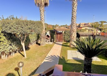 Giardino - Villa Via Cristoforo Colombo
 
2345, Roma - foto 1