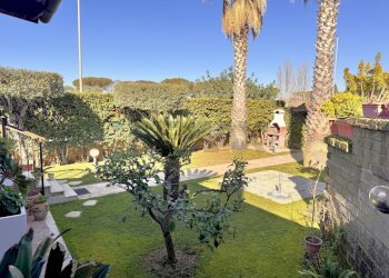 Giardino - Villa Via Cristoforo Colombo
 
2345, Roma - foto 5