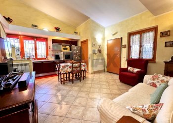 Sala da pranzo - Villa Via Cristoforo Colombo
 
2345, Roma - foto 14