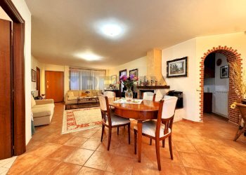 Sala da pranzo - Villa Via Cristoforo Colombo
 
2345, Roma - foto 44