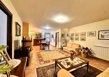 Sala da pranzo - Villa Via Cristoforo Colombo
 
2345, Roma - foto 45