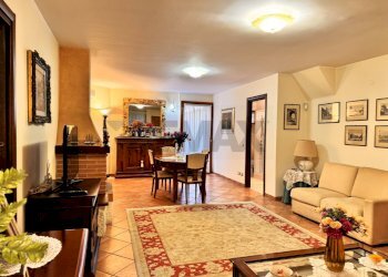 Sala da pranzo - Villa Via Cristoforo Colombo
 
2345, Roma - foto 46