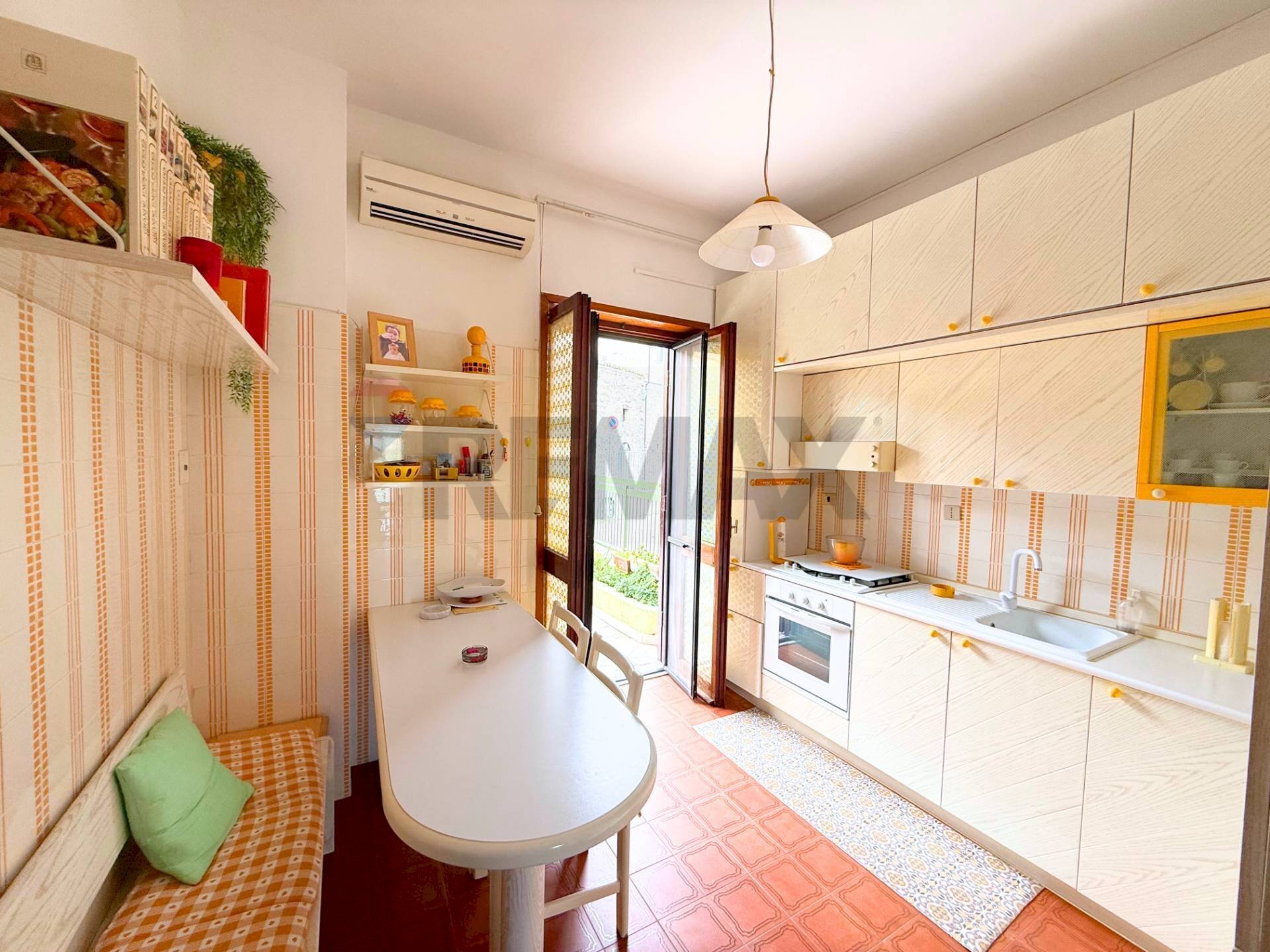 Cucina - Independent house Via Antonino Ripandelli, Candela - photo 3