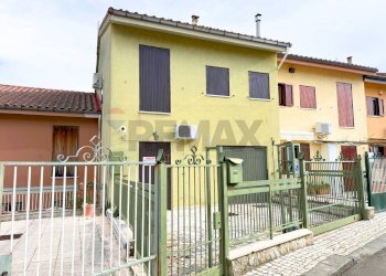 Casa all\'aperto - Casa indipendente Via Antonino Ripandelli, Candela - foto 1