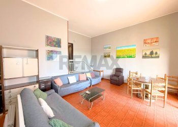 Salone - Casa indipendente Via Antonino Ripandelli, Candela - foto 7