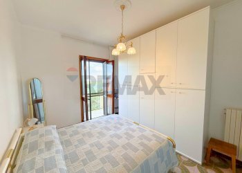 Camera / camera da letto - Casa indipendente Via Antonino Ripandelli, Candela - foto 19