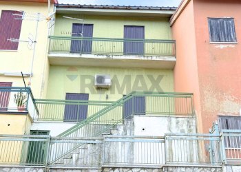 Edificio all\'aperto - Casa indipendente Via Antonino Ripandelli, Candela - foto 27