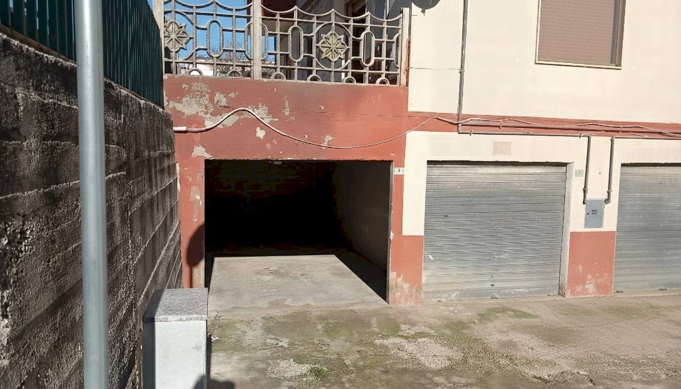 Foto 3 - Box Via Della Fontanella
 
1, Vico del Gargano - foto 3