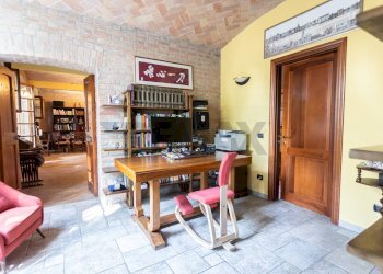 Ufficio - Villa Via Trieste
 
58, Fidenza - foto 17