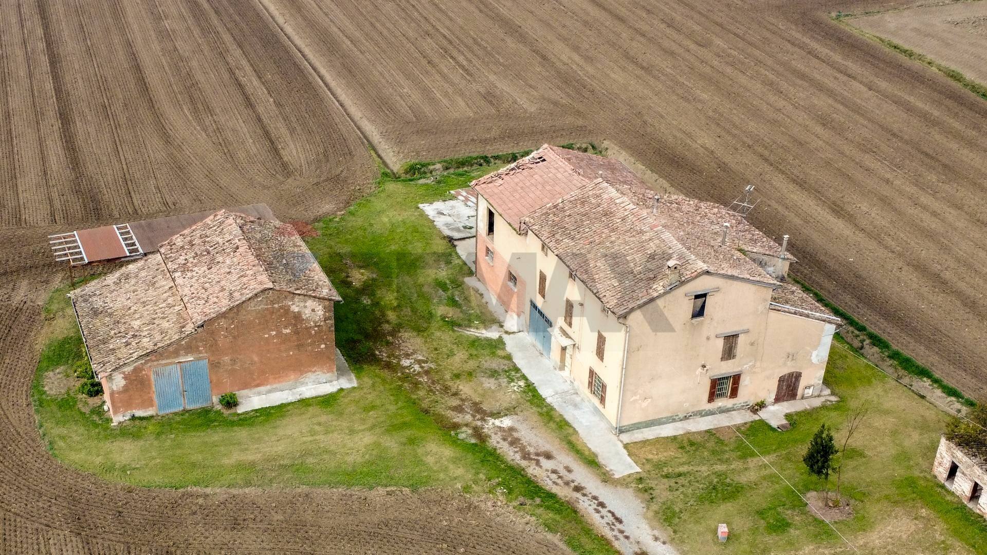 Casa all\'aperto - Casa indipendente Strada della Zecca, Soragna - foto 1