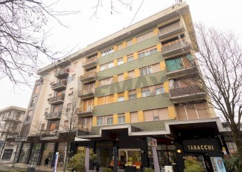 Edificio all\'aperto - Four-room apartment Viale G. Matteotti
 
24, Salsomaggiore Terme - photo 1