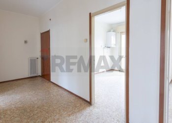 Stanza vuota - Four-room apartment Viale G. Matteotti
 
24, Salsomaggiore Terme - photo 28