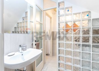 Bagno - One-room apartment Via Edmondo De Amicis
 
34/a, Milano - photo 7