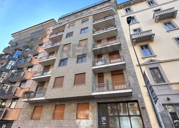 Edificio all\'aperto - Bilocale via giuseppe govone
 
83, Milano - foto 1