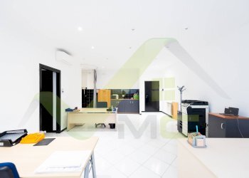 Foto 4 - Ufficio Via Colombo
 
6/8, Melzo - foto 4