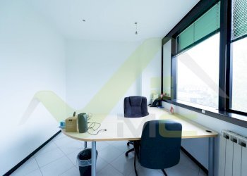 Foto 11 - Ufficio Via Colombo
 
6/8, Melzo - foto 11