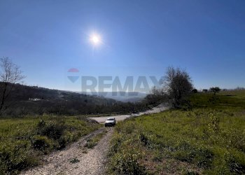 Vista delle montagne - Casa indipendente c/da Celone, Fragneto Monforte - foto 4