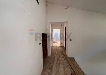 Hall / corridoio - Casa indipendente c/da Celone, Fragneto Monforte - foto 21