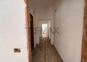 Hall / corridoio - Casa indipendente c/da Celone, Fragneto Monforte - foto 22