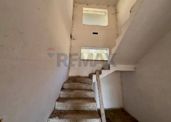 Scale - Casa indipendente c/da Celone, Fragneto Monforte - foto 30