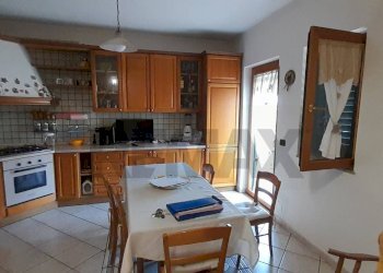 Cucina - Casa semi indipendente Amorosi - foto 8