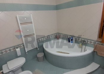 Bagno - Casa semi indipendente Amorosi - foto 14