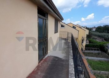 Balcone - Casa semi indipendente Amorosi - foto 23