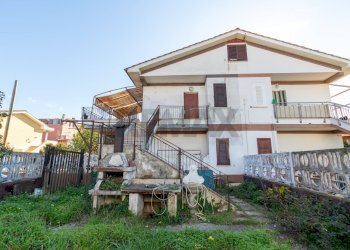 Casa all\'aperto - Trilocale Via Aosta
 
4/D, Ardea - foto 1
