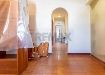 Hall / corridoio - Trilocale Via Aosta
 
4/D, Ardea - foto 6