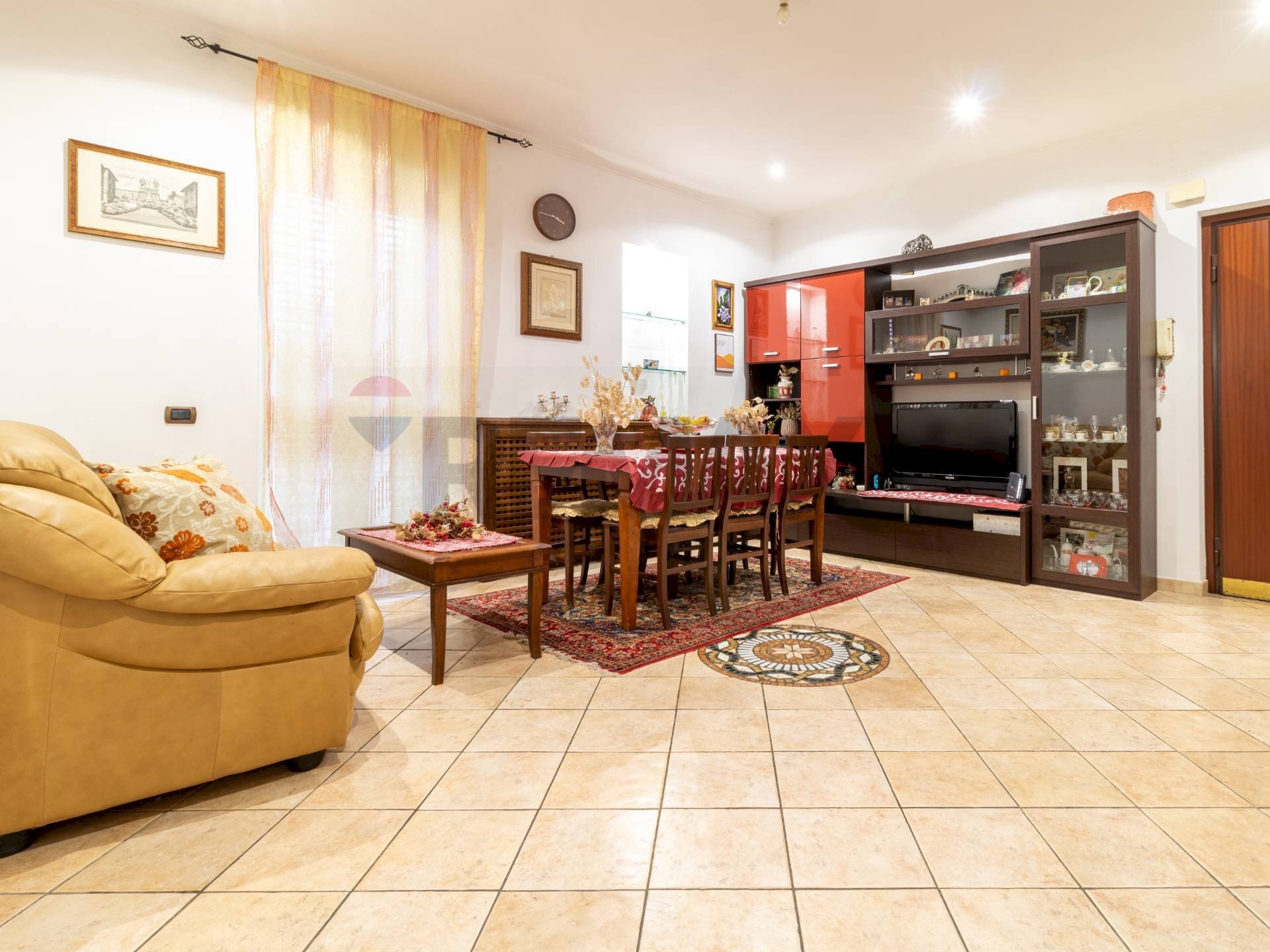 Sala da pranzo - Quadrilocale Via Bronte
81, Roma - foto 3