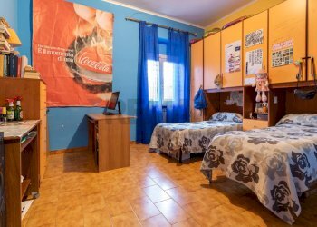 Camera / camera da letto - Four-room apartment Via Bronte
 
81, Roma - photo 12