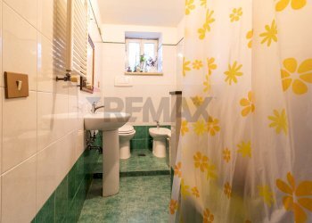 Bagno - Four-room apartment Via Bronte
 
81, Roma - photo 24