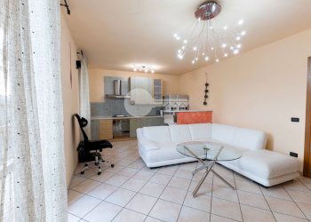 Foto 4 - Trilocale Via Leonardo da Vinci
 
23, Isorella - foto 4