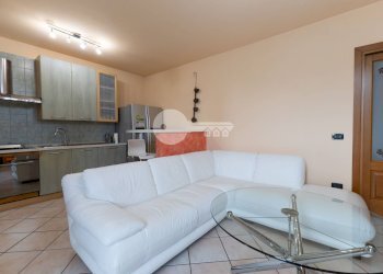 Foto 6 - Trilocale Via Leonardo da Vinci
 
23, Isorella - foto 6