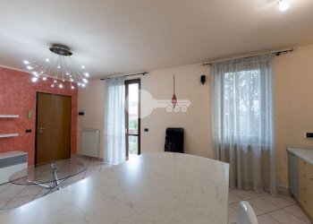 Foto 11 - Trilocale Via Leonardo da Vinci
 
23, Isorella - foto 11