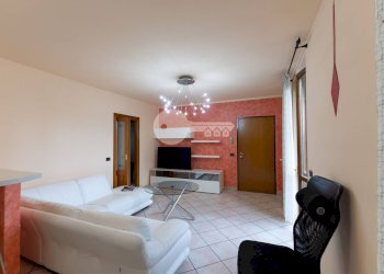 Foto 13 - Trilocale Via Leonardo da Vinci
 
23, Isorella - foto 13