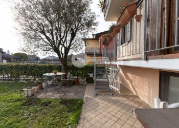 Foto 20 - Trilocale Via Leonardo da Vinci
 
23, Isorella - foto 20