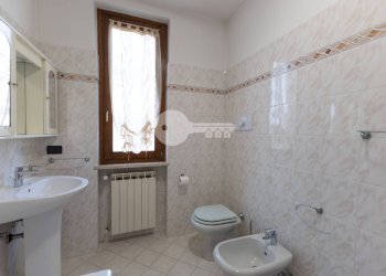 Foto 34 - Trilocale Via Leonardo da Vinci
 
23, Isorella - foto 34