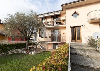 Foto 37 - Trilocale Via Leonardo da Vinci
 
23, Isorella - foto 37