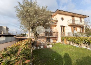 Foto 40 - Trilocale Via Leonardo da Vinci
 
23, Isorella - foto 40