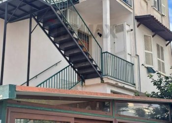 Edificio all\'aperto - Three-room apartment traversa conte
 
15, Minturno - photo 2