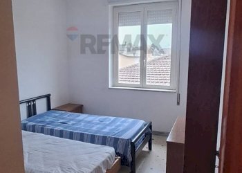 Camera / camera da letto - Three-room apartment traversa conte
 
15, Minturno - photo 17