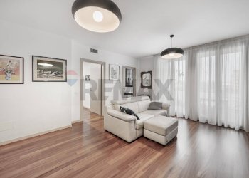 Soggiorno - Four-room apartment Via Monte Cervino
 
50, Brugherio - photo 25