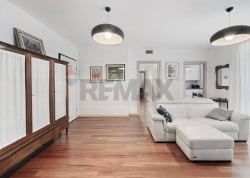 Soggiorno - Four-room apartment Via Monte Cervino
 
50, Brugherio - photo 27