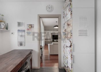 Hall / corridoio - Four-room apartment Via Monte Cervino
 
50, Brugherio - photo 30